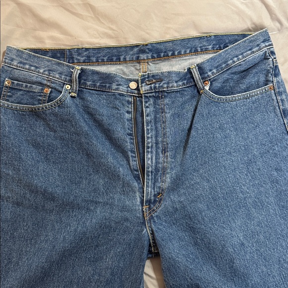 Levi's 550 Relaxed Fit Blue Jeans 42 x 32 - Picture 2 of 4